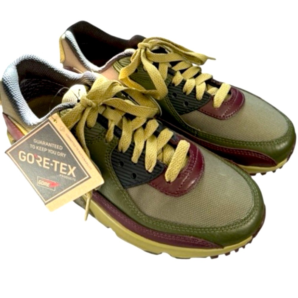 Nike Men's Olive and Burgundy Athletic Shoes